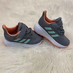 NWOT baby girl adidas size 4K